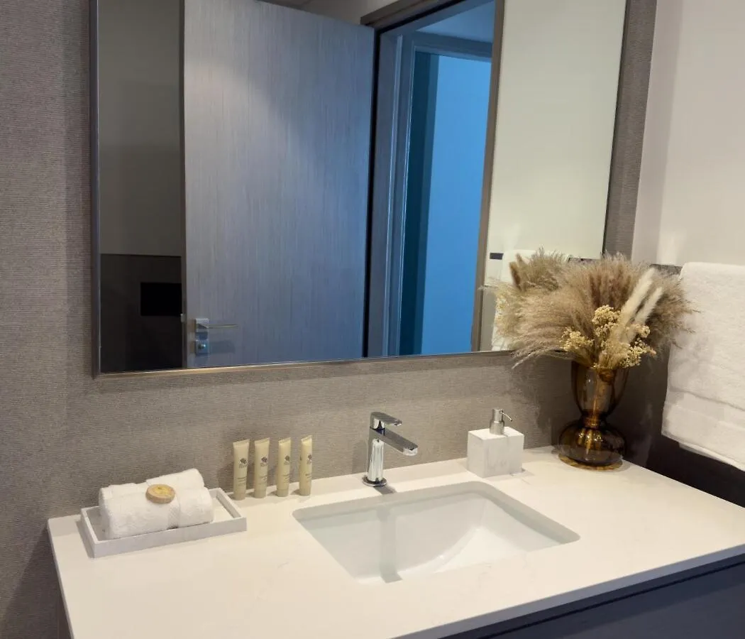 Grande Signature Residences 2Br - Epic Burj Khalifa View At 42Nd Floor For 6-Guests Dubai 0*,  United Arab Emirates
